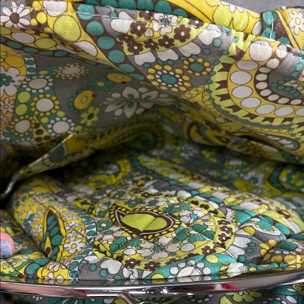 Vera Bradley Lemon Parfait Paisley Kiss lock Bag - Picture 5 of 16